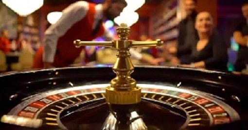 Người dùng Việt Nam chơi slot online trên điện thoại Android trong thời gian rảnh